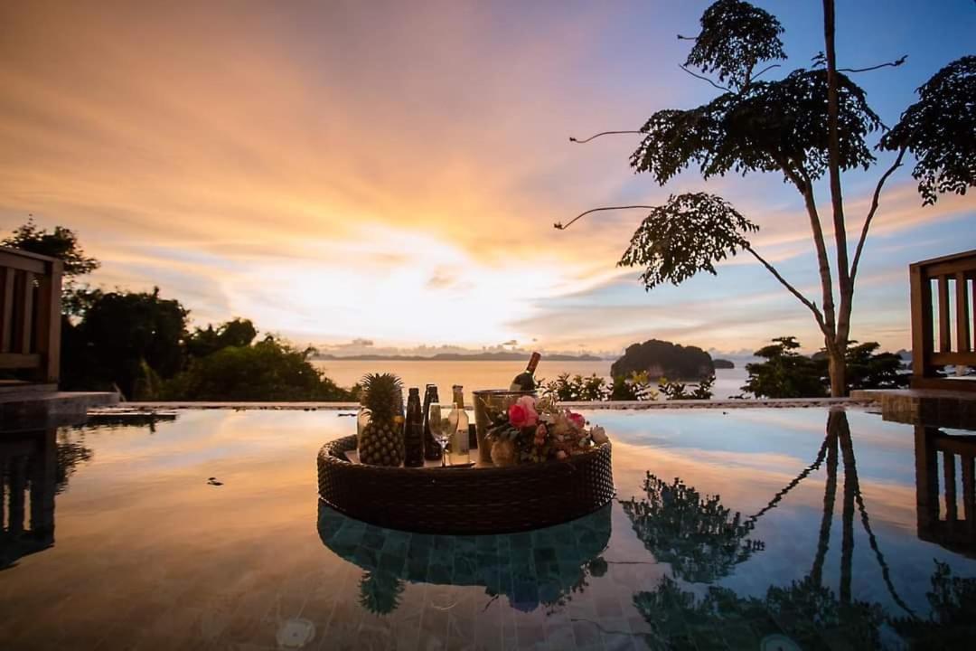 เขาทองพูลวิลล่ากระบี่ Khaotong Pool Villa Krabi Ban Nai Sa Екстер'єр фото